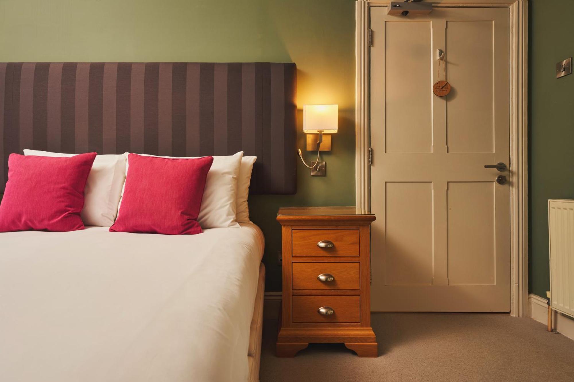 ホテル Rose And Crown Yealmpton 部屋 写真