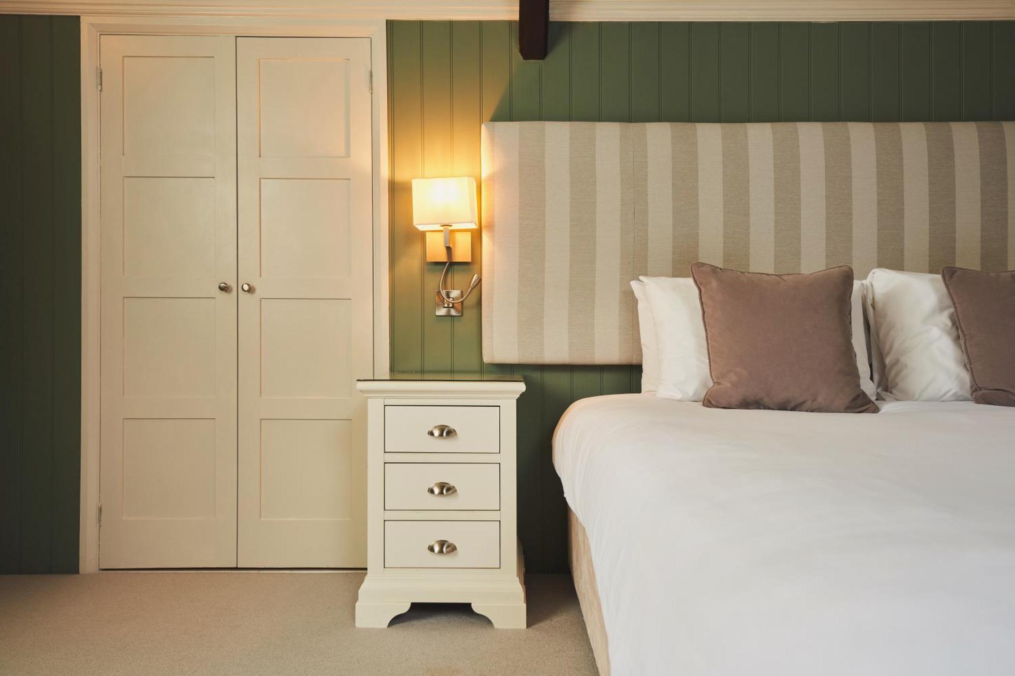 ホテル Rose And Crown Yealmpton 部屋 写真